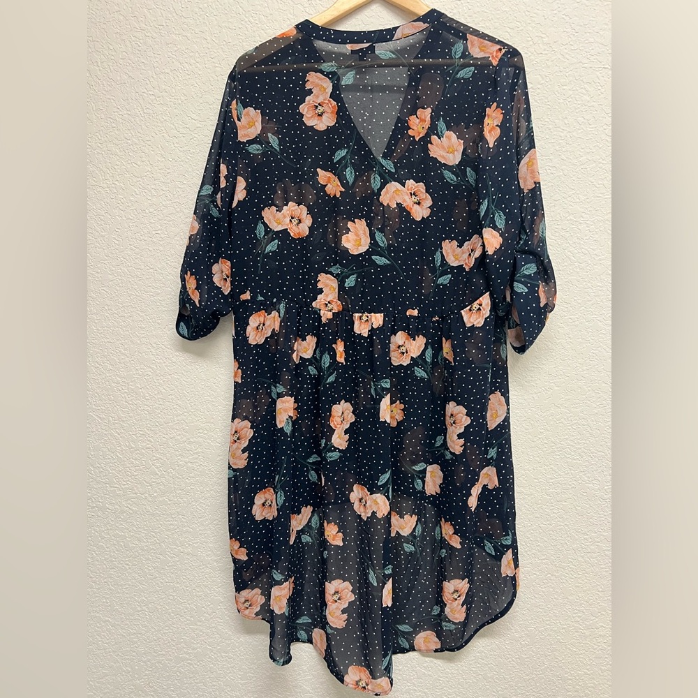 Torrid Navy Chiffon Floral Dot Sheer Tunic Top Blouse size 0  0X - Picture 11 of 11